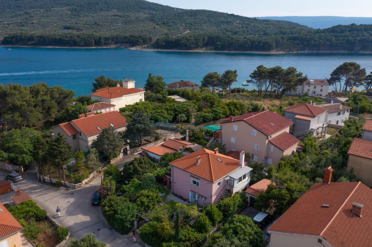 Apartments Bura & Jugo, Cres, Without Stress Eksteriør bilde